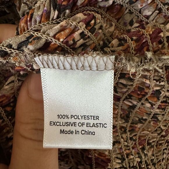 Evereve Smocked Floral Bohemian Blouse Shirt Size L - Picture 5 of 7